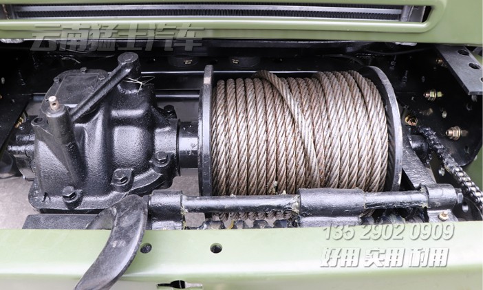 東風六驅尖頭卡車,六驅越野卡車,六驅長頭貨車,東風6*6卡車,EQ2100,3.5噸長頭貨車,東風四驅六驅越野車