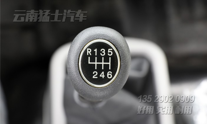 貨車蓬布篷桿,東風運兵車,防雨遮陽棚貨車,運兵車配置,六驅越野卡車,出口用貨車