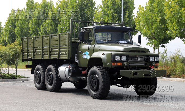 全驅(qū)卡車,多功能越野運(yùn)輸車,6*6東風(fēng)卡車,帶絞盤卡車,EQ2100E6D,六驅(qū)運(yùn)輸車