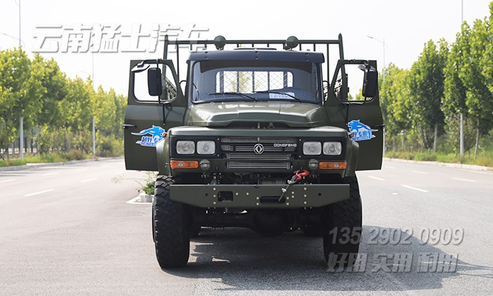 全驅(qū)卡車,多功能越野運(yùn)輸車,6*6東風(fēng)卡車,帶絞盤卡車,EQ2100E6D,六驅(qū)運(yùn)輸車