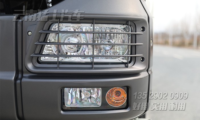 400馬力底盤,特種車底盤,越野專用車底盤,底盤改裝,定制化底盤,六驅重卡底盤,后八輪底盤