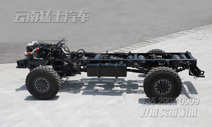 四驅三類底盤,特種汽車底盤,底盤設計定制,底盤開發(fā),全驅底盤,越野專用車底盤